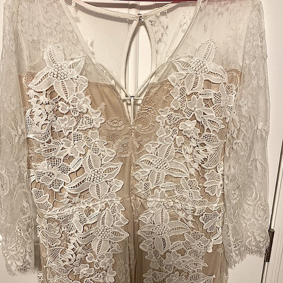 Stunning White Lace Dress - Size XXL - Picture 3 of 5